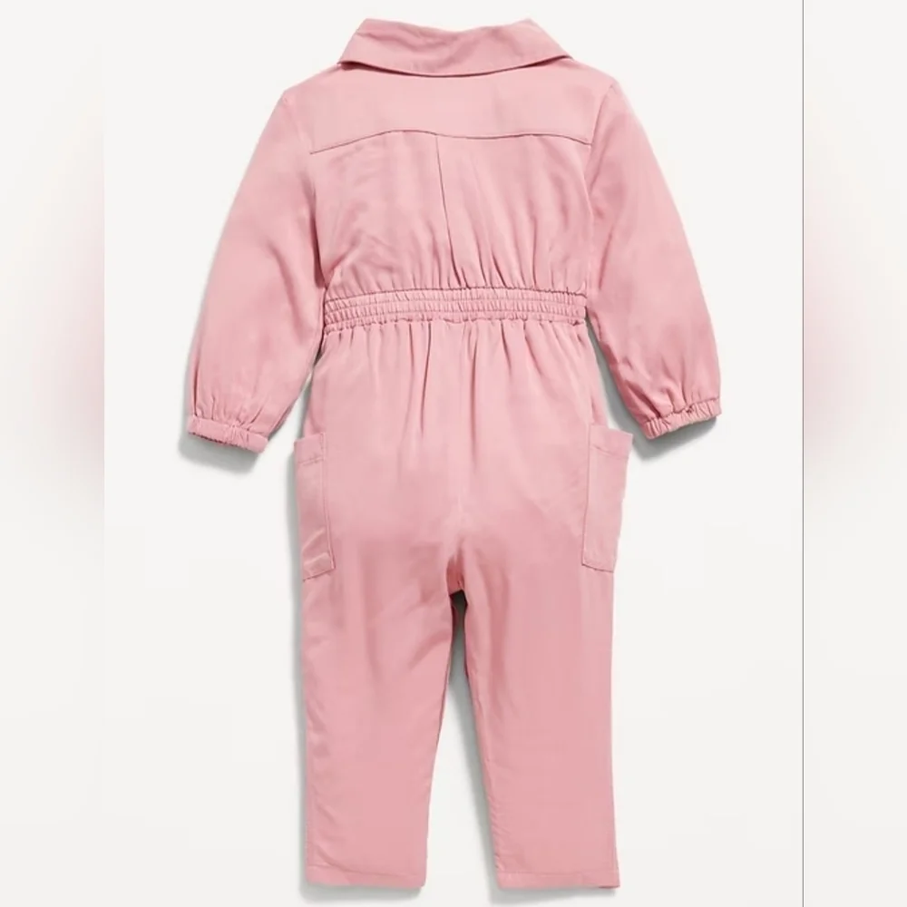 Old Navy Long-Sleeve Utility Pocket Jumpsuit for Baby 12-18 months